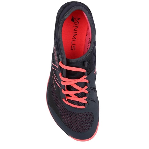 New Balance Minimus low-profile shoe - Picture 10 of 11